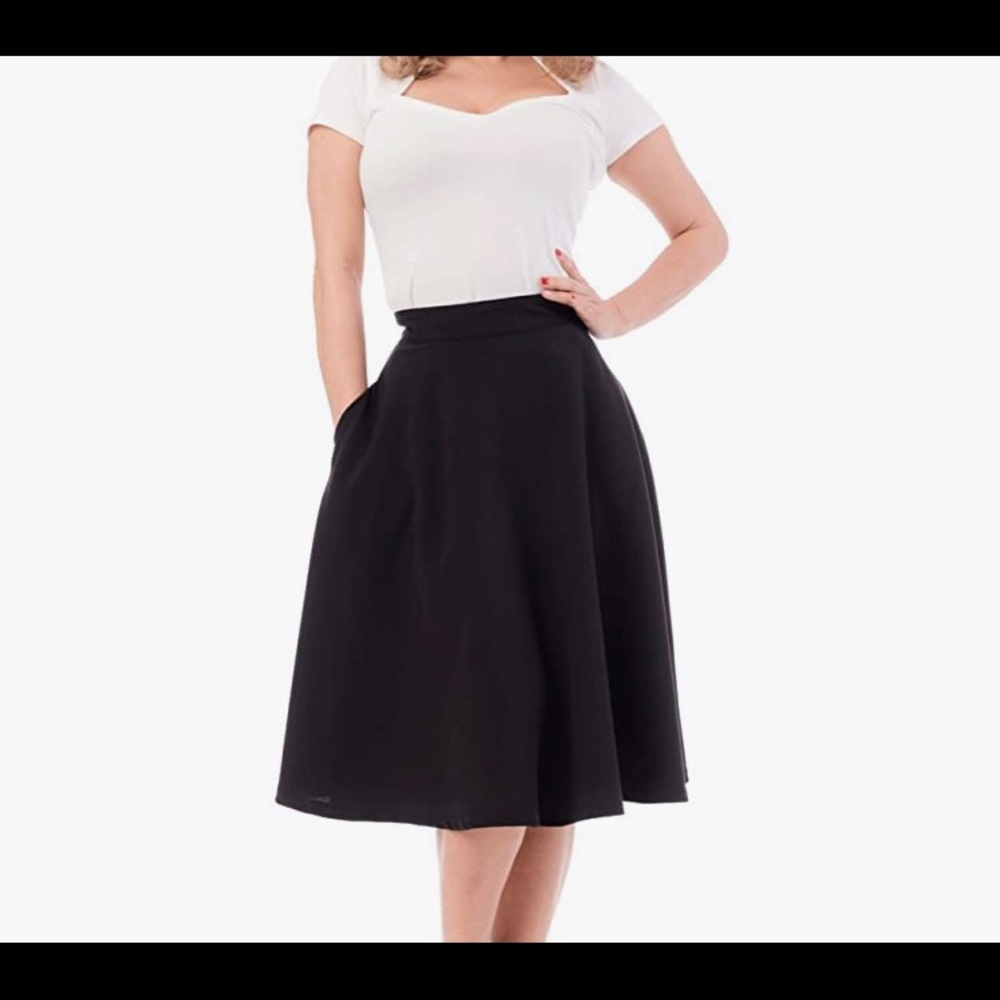 Black swing skirt with pockets